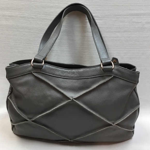 Lovely Nyla Noor Gray Tote. - Picture 2 of 4